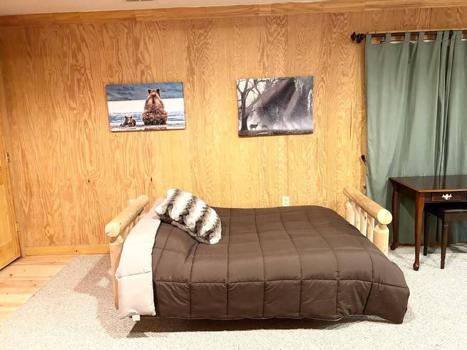 One Of A Kind Rustic Log Cabin Near Bryce Resort - Large Game Room - Fire Pit - Large Deck - Bbq Basye Exteriör bild